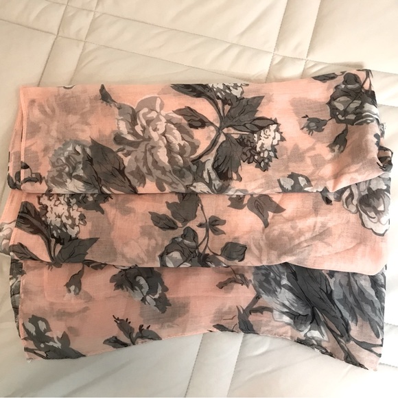 Charming Charlie oversized scarf, pink and gray. 70” x 39” - Picture 2 of 4